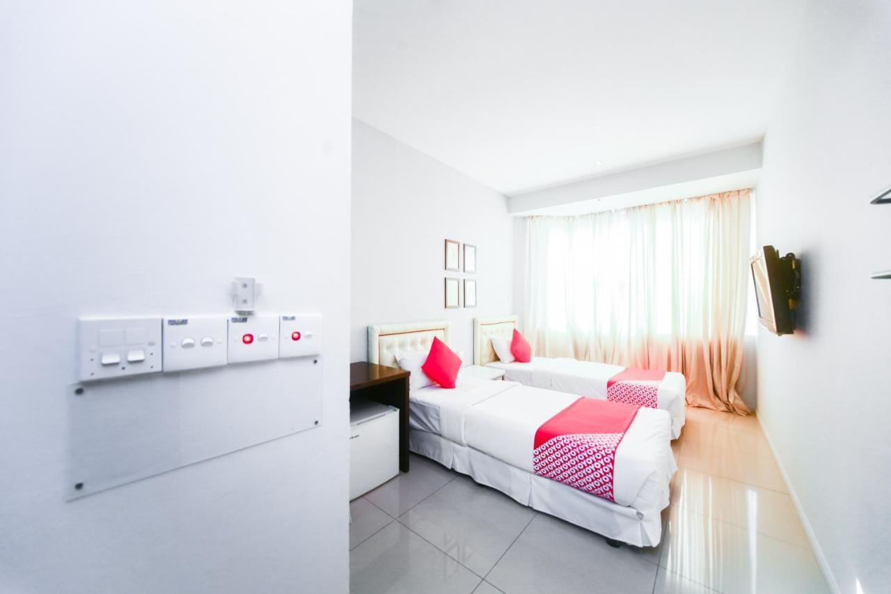Oyo 777 Epal Hotel Kota Kinabalu Luaran gambar